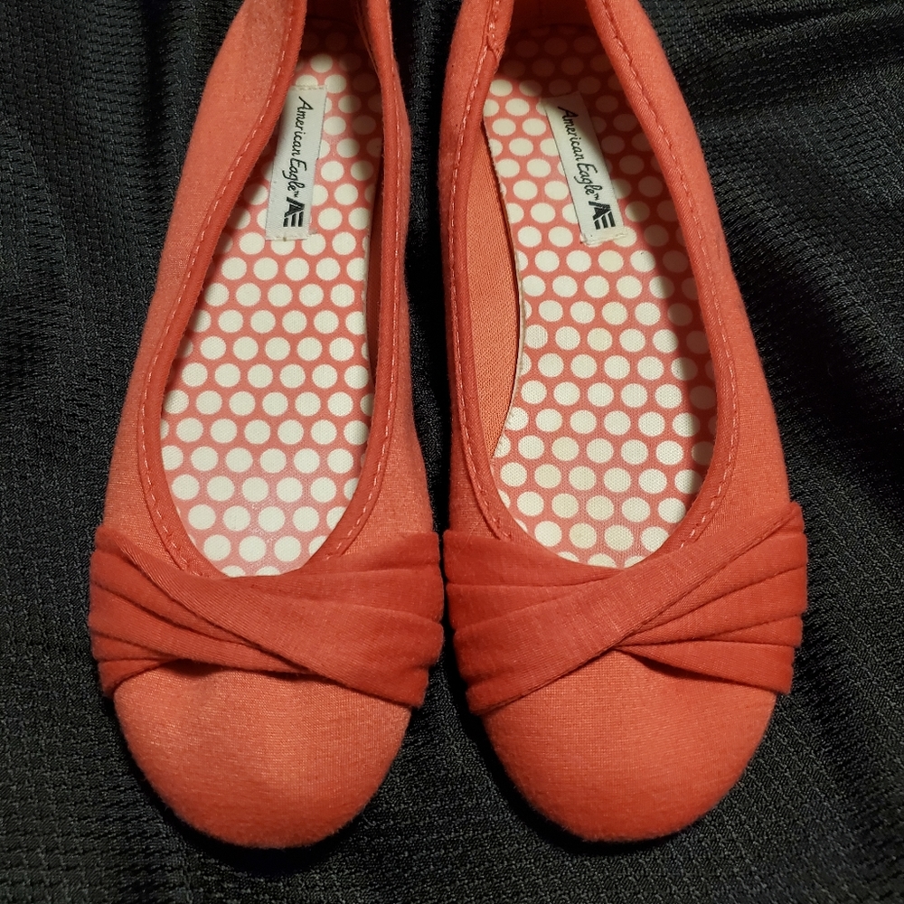 Flats - Picture 5 of 6